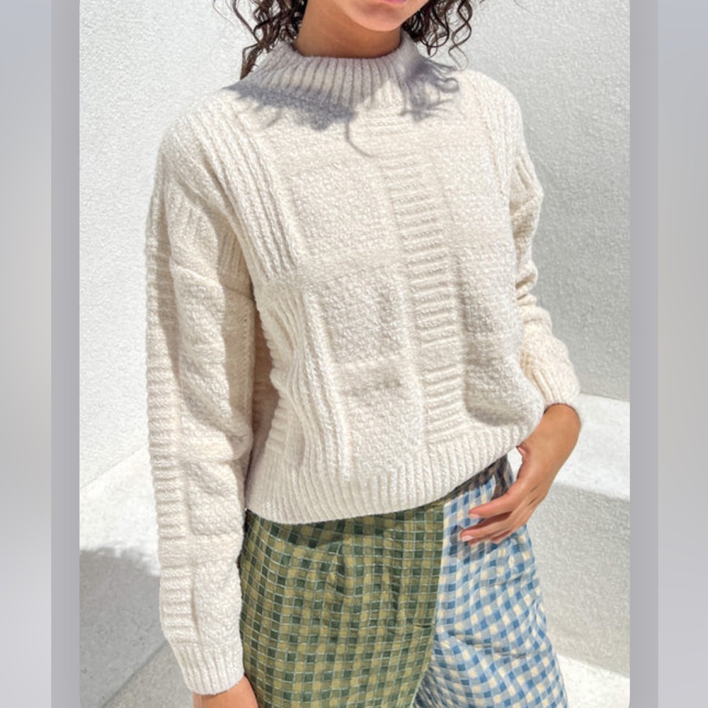 Lisa Says Gah Cream Textured Sweater